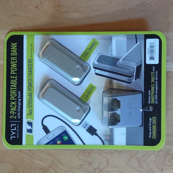 TYLT 2-Pack Portable Power Bank With Charing Dock - Picture 7 of 7